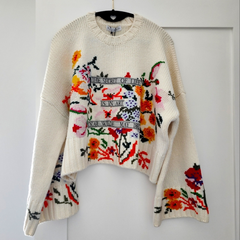 JW Anderson limited edition Oscar Wilde Capsule cropped oversized sweater